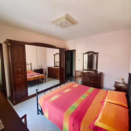 Holiday home Il Giardino Di Iris *